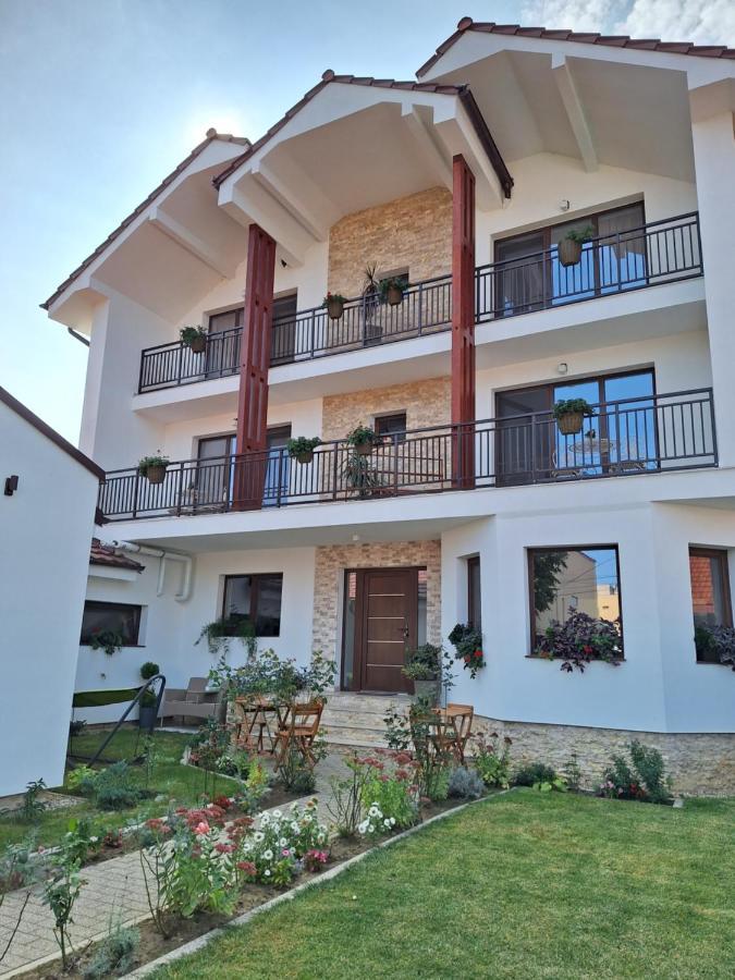 Trend Arad Exterior foto