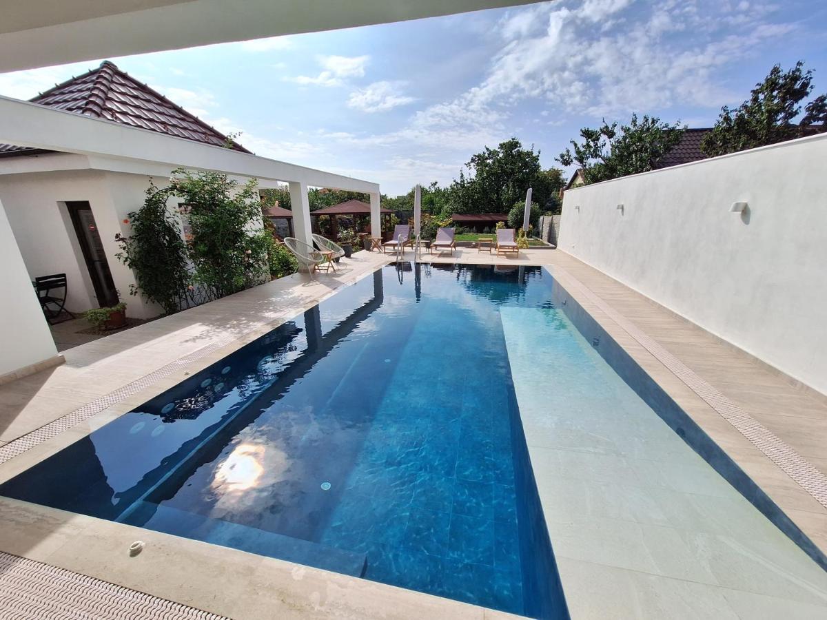 Trend Arad Exterior foto
