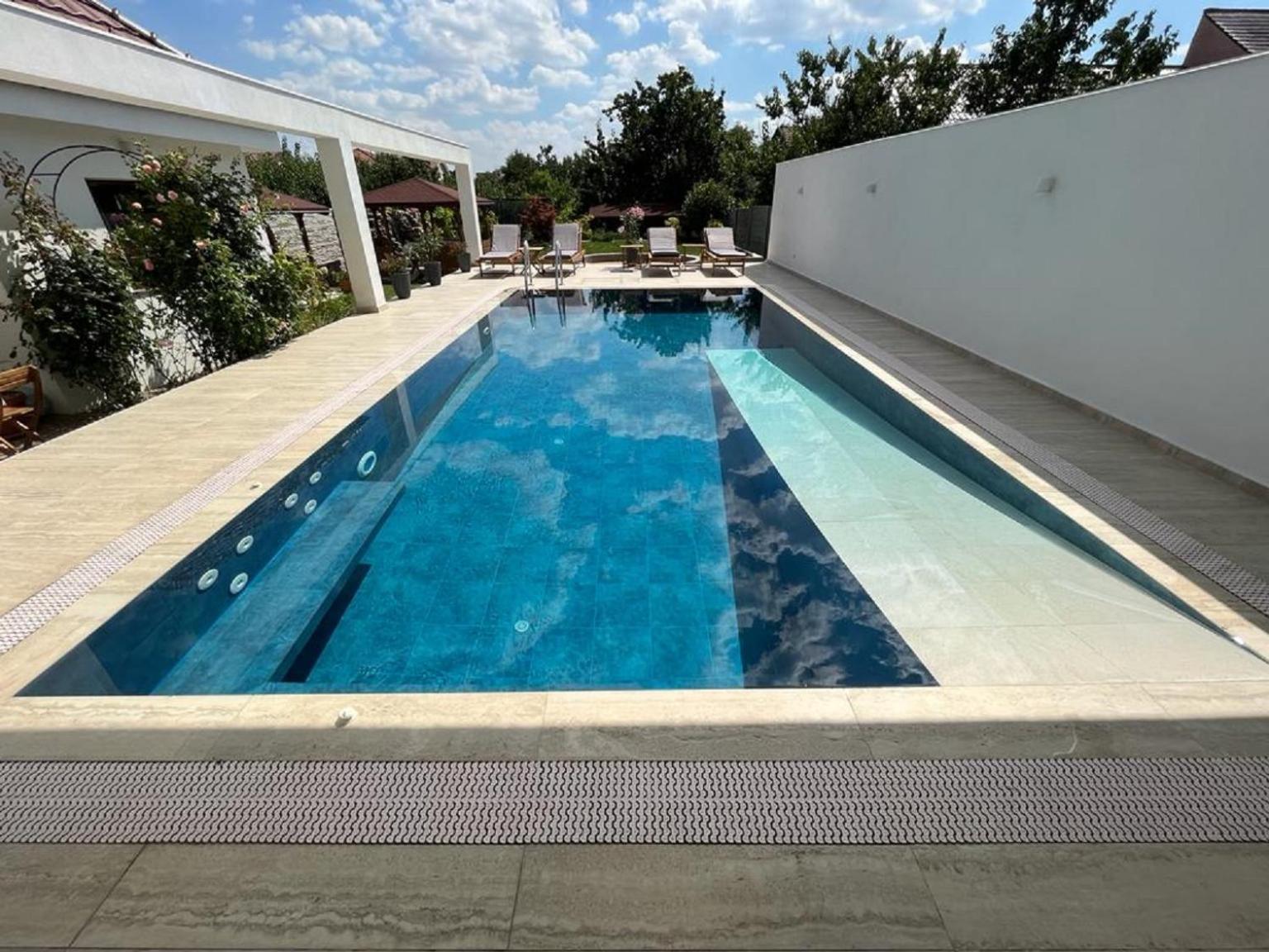 Trend Arad Exterior foto